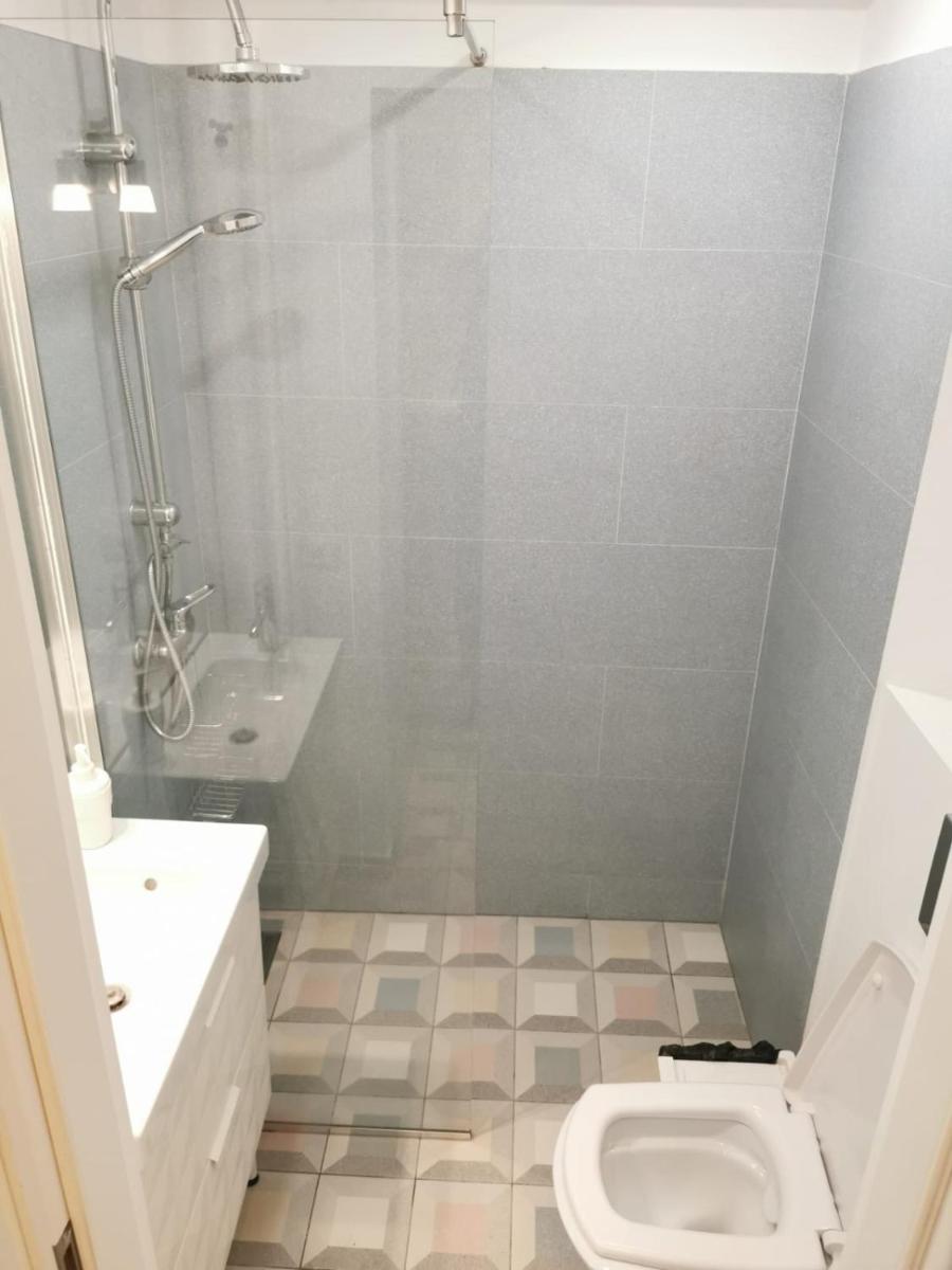 Leedo Cozy Studio - Housity