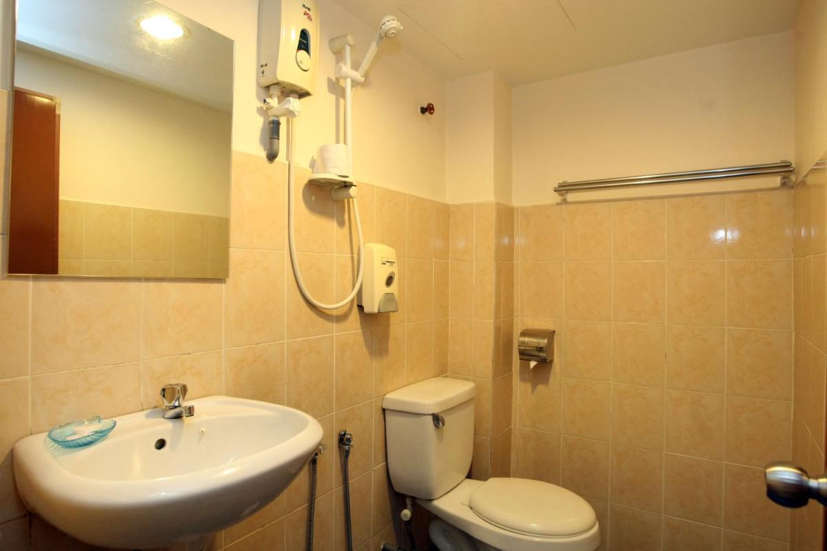 Uptown Hotel Kajang - Housity