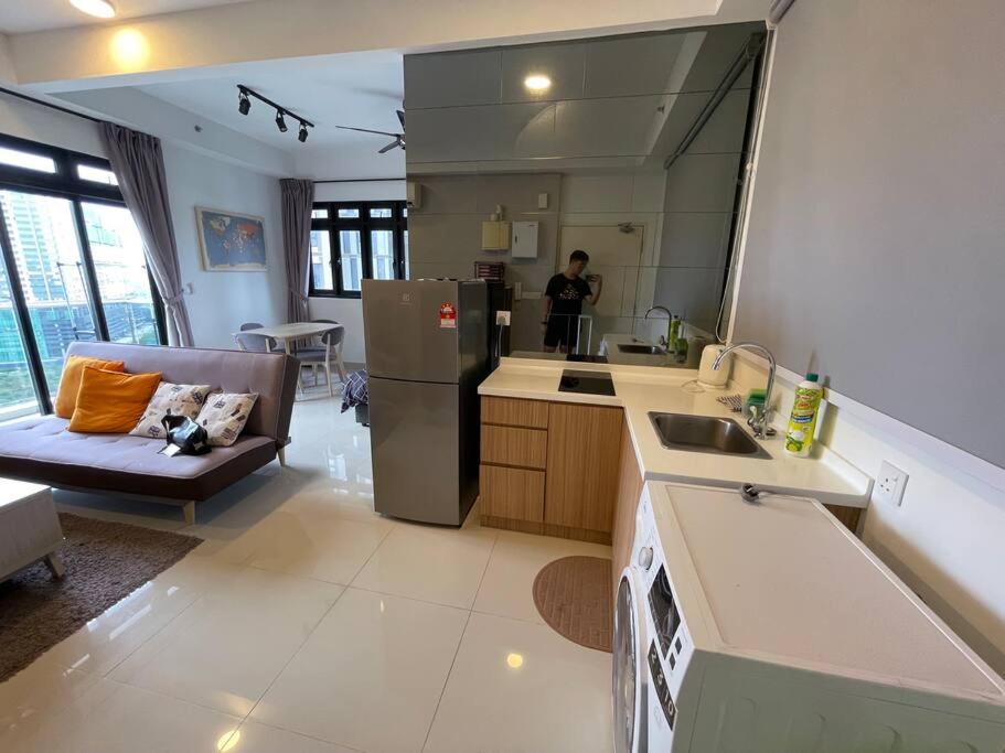 Suitetrails - Meridin SOVO Studio CoupleStay WiFi&Netflix By WP HomeStay
