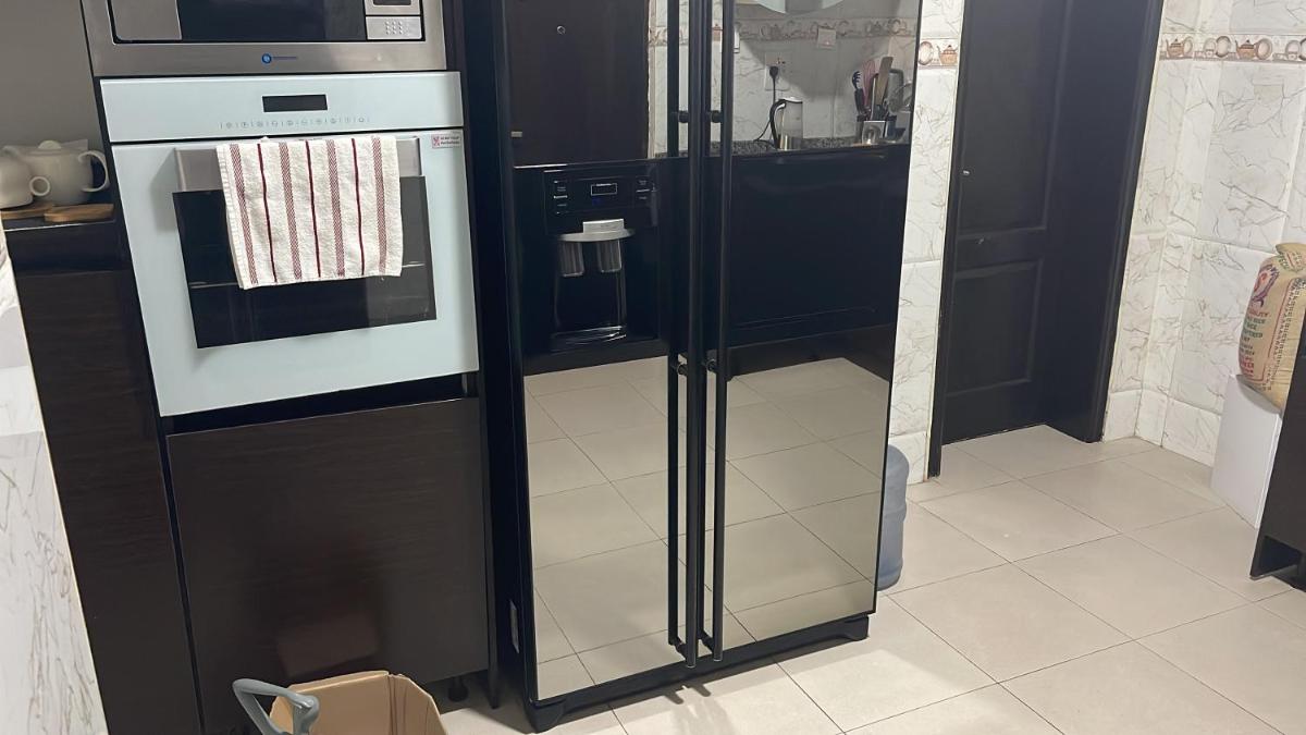Suitetrails - Lovely 2 bedroom apartment with free parking/gym