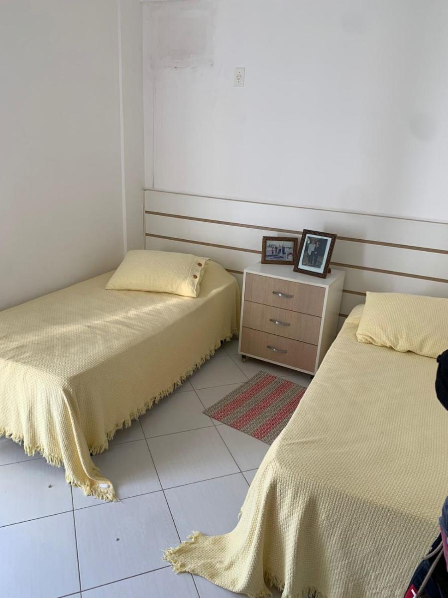 Apartamento em Caraguatatuba em Frente a Praia - Housity