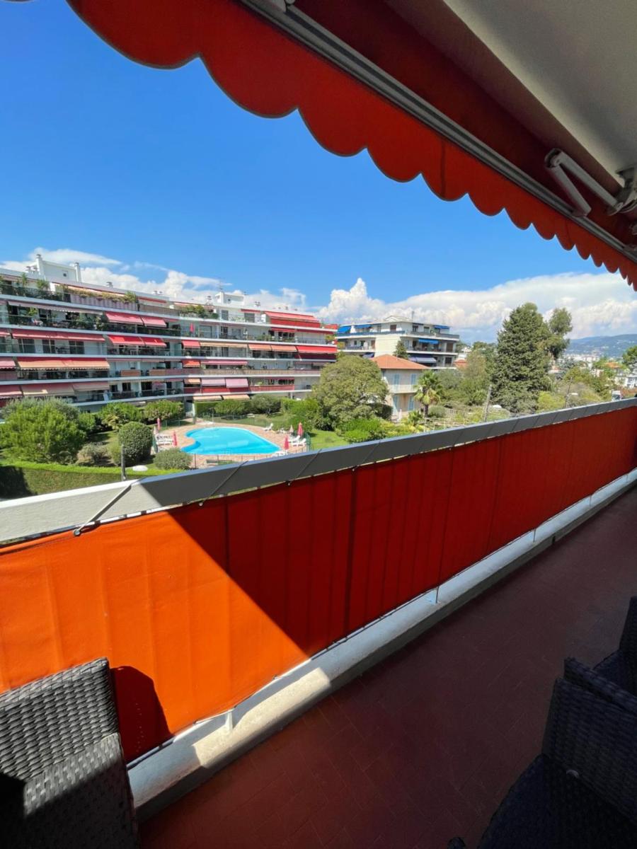Suitetrails - Superbe 2 Pièces Appartement à 5min de la Mer Free WIFI et PARKING