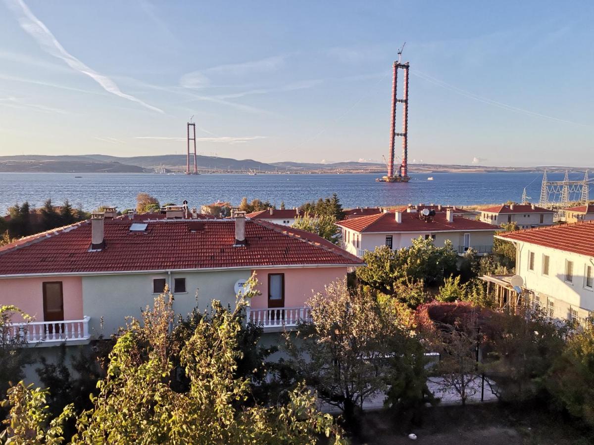 1915 Çanakkale Köprü manzarali 700m2 bahceli mustakil ev - SuiteTrails