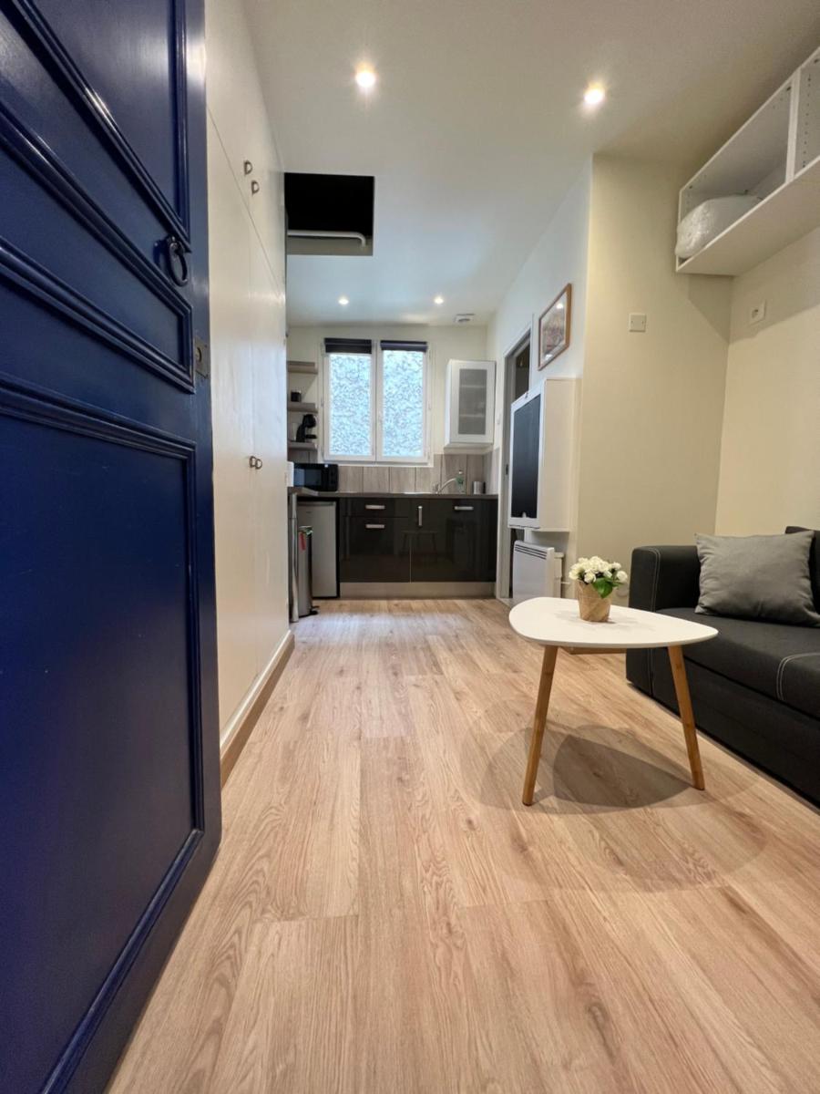 Studio neuf entièrement équipé et bien situé. - Housity