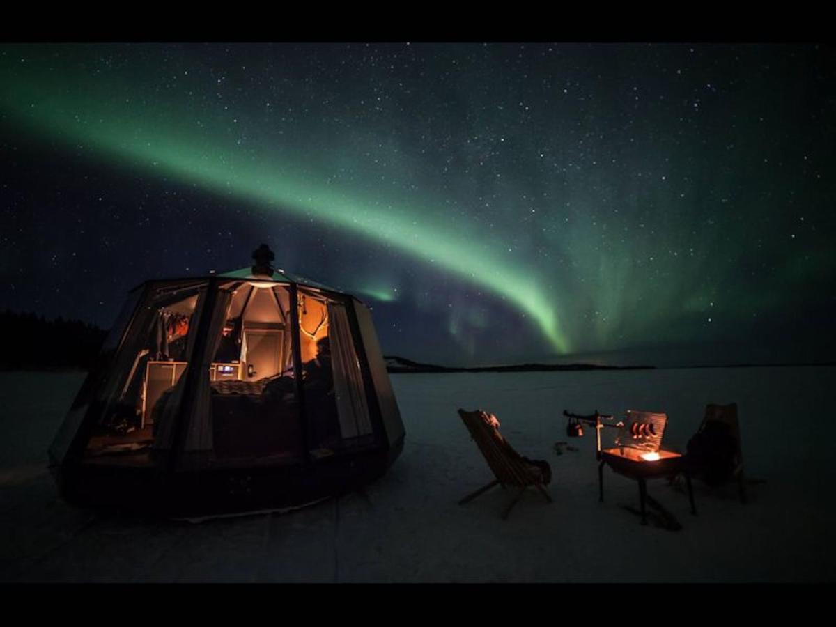 Junior Suite lake view - luxury getaway for 2 - nature experience in Sweden - Housity