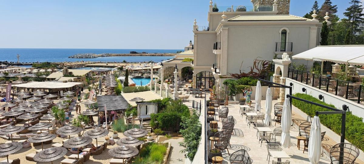Suitetrails - Private Apartment in Saint Elena
