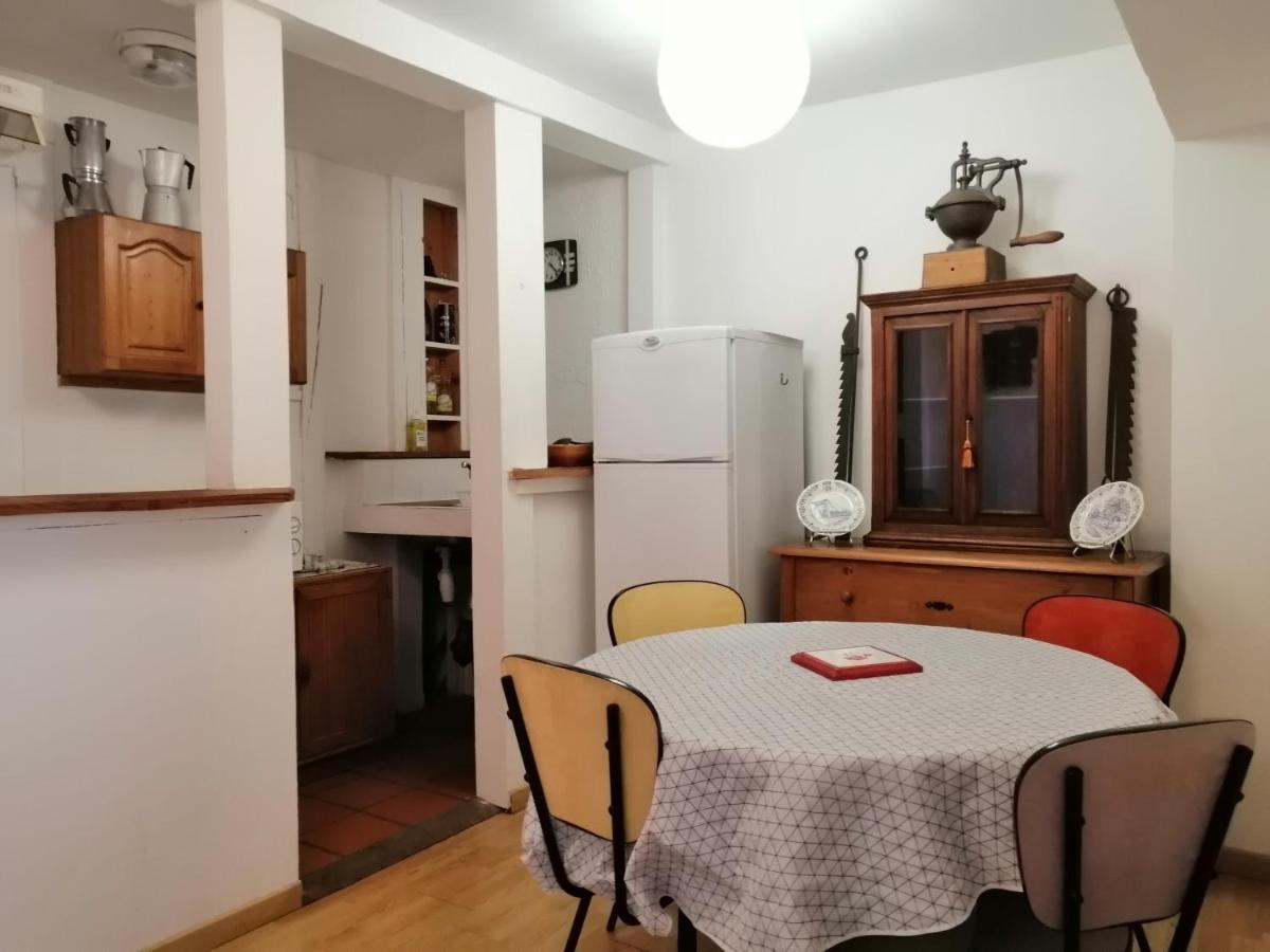 Suitetrails - B1 Appartement en centre ville de Courtenay