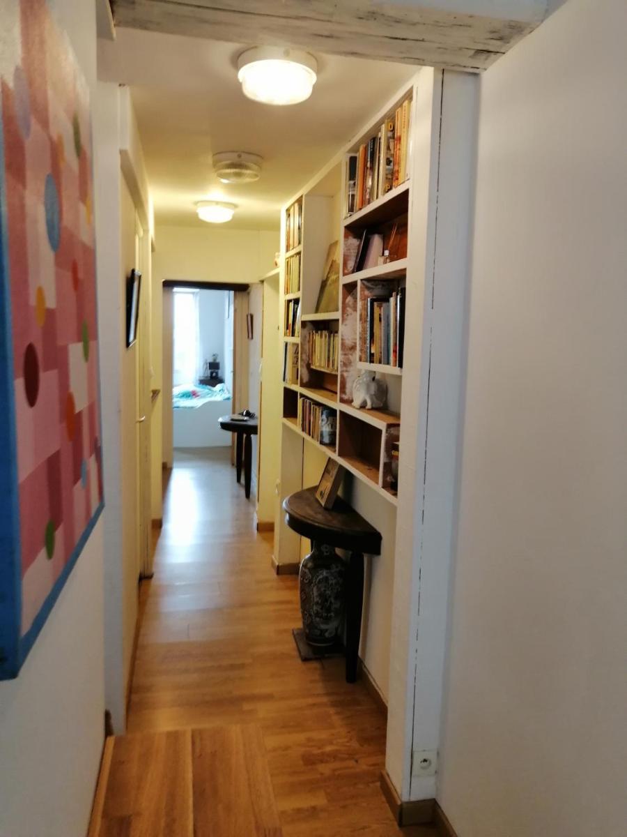 Suitetrails - B1 Appartement en centre ville de Courtenay