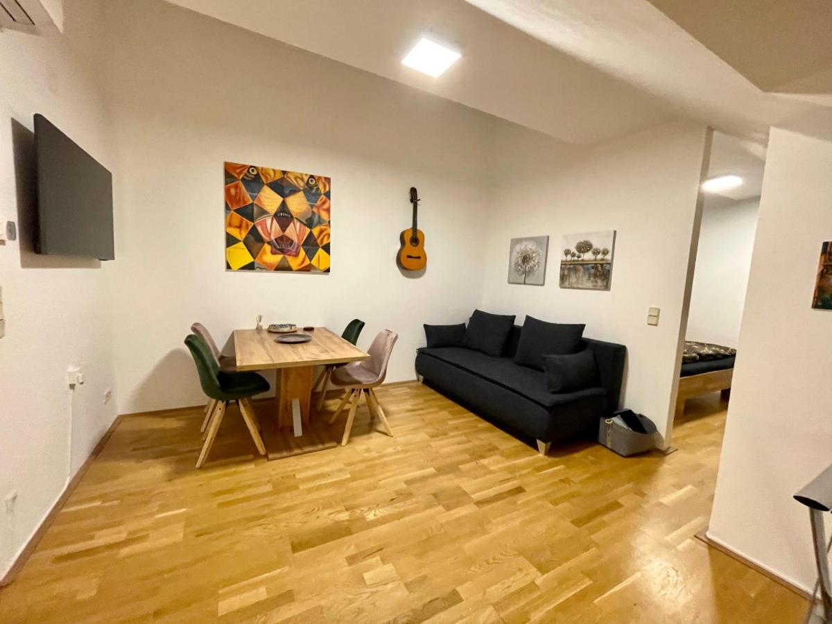 Suitetrails - Ruhiges Dachgeschoß CityApartment im Zentrum Wiens