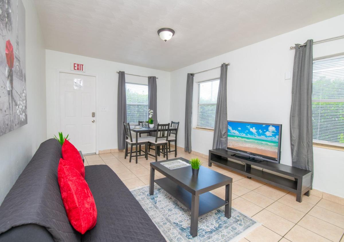 Hollywood private apartments - Housity