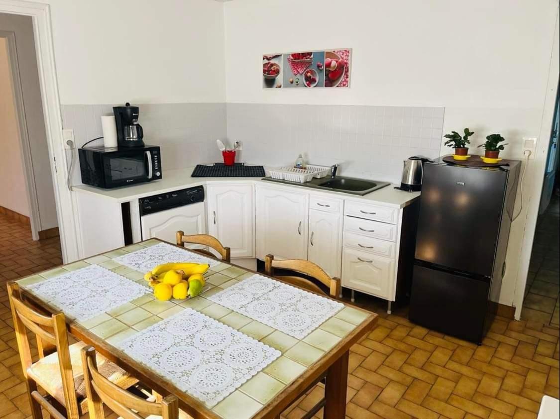 -Le Cinq- - Housity