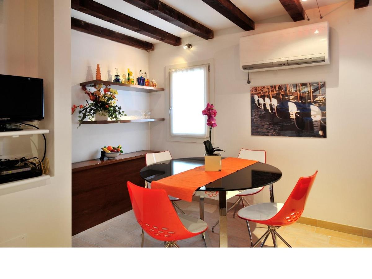Suitetrails - Palace La Vida Apartments by Wonderful Italy