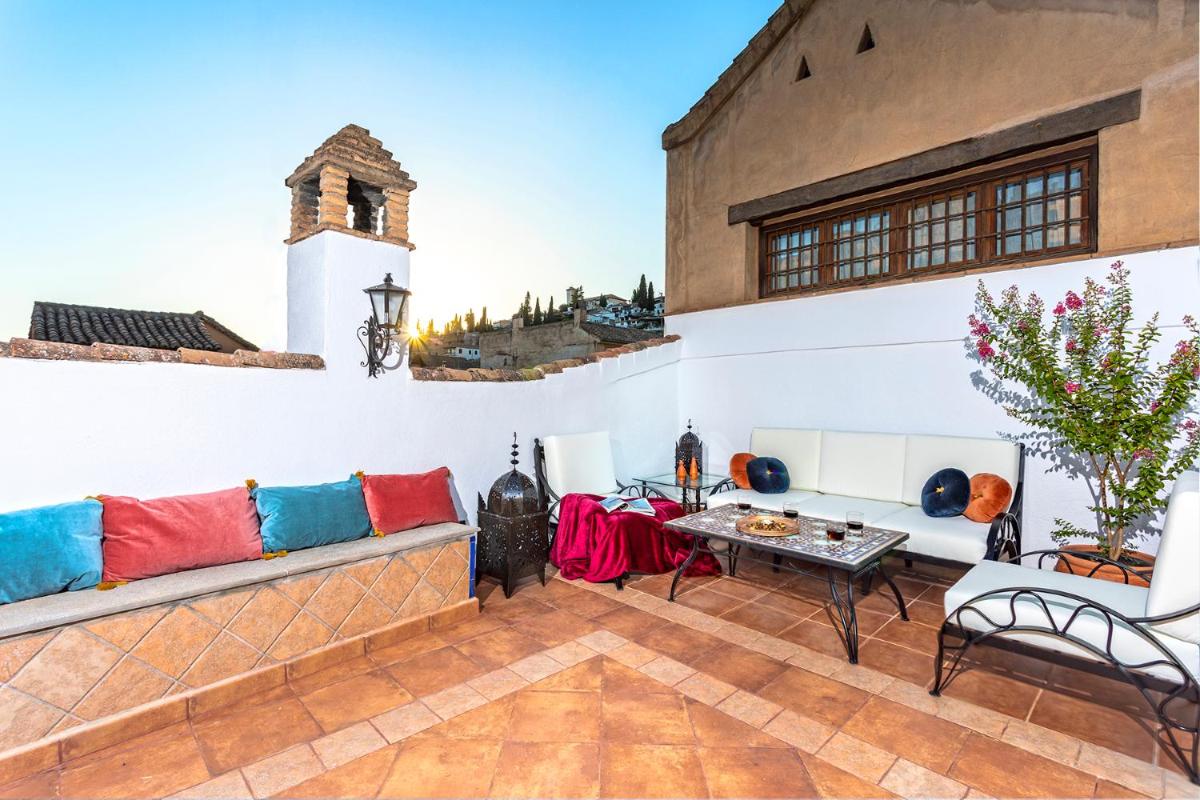 Suitetrails - Morayma House Terrace with views to Alhambra