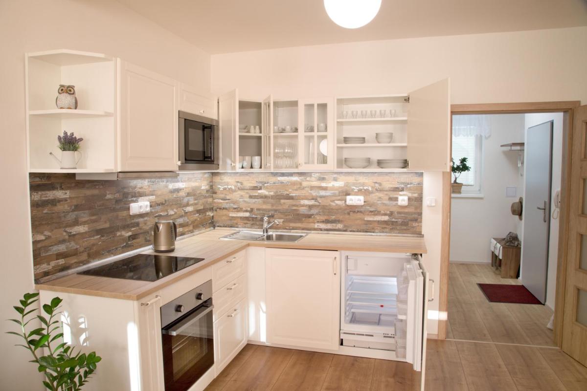 Suitetrails - Mikulov Apartments - Apartmán Radka