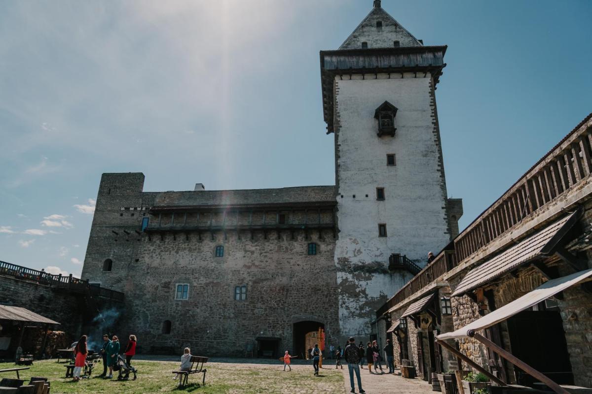 Suitetrails - Narva Castle Rooms
