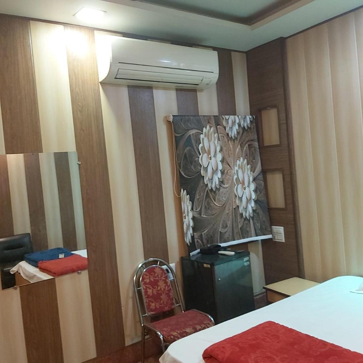 Hotel Vilas, Prayagraj - Hizvo