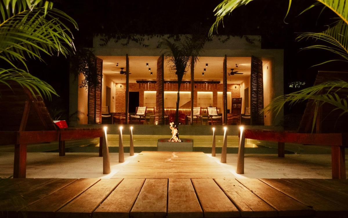 Invisible House Tulum - Jungle Studio - Housity