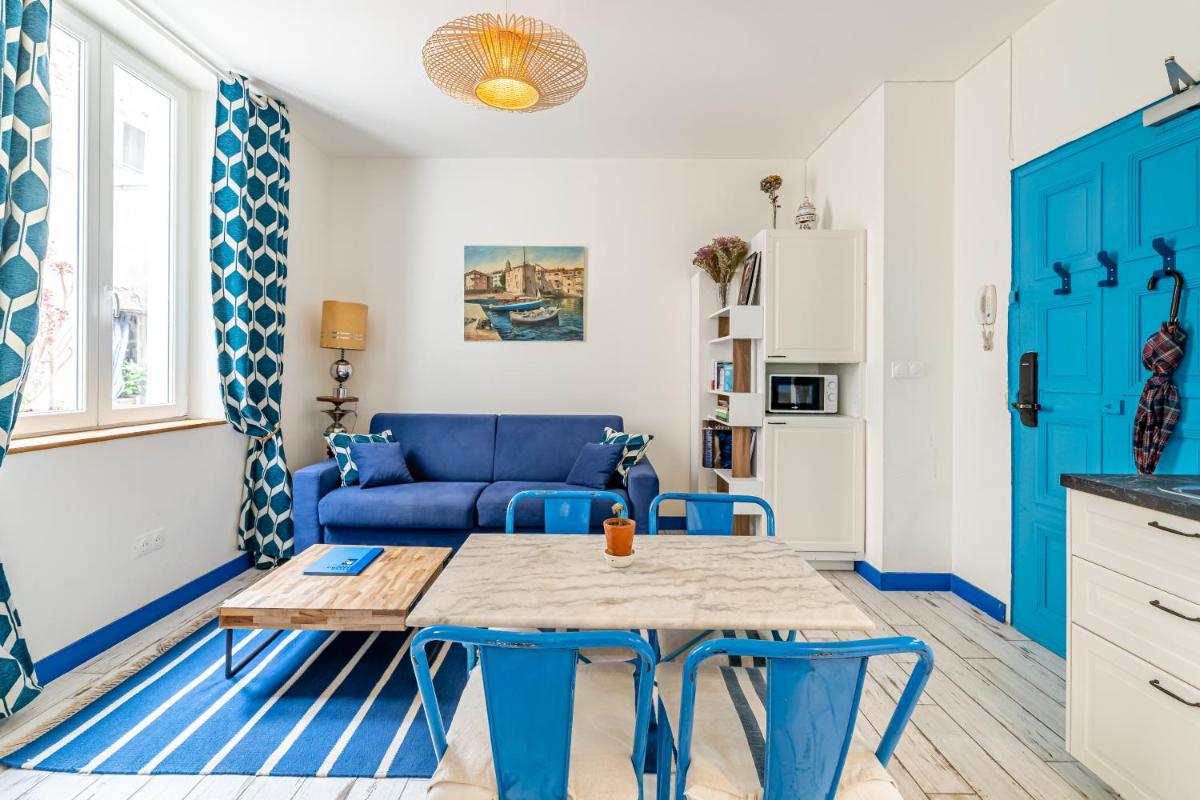 Suitetrails - Studio Bleu 29M2, 120m Vieux-Port , Clim ,Wifi, Accès avec code