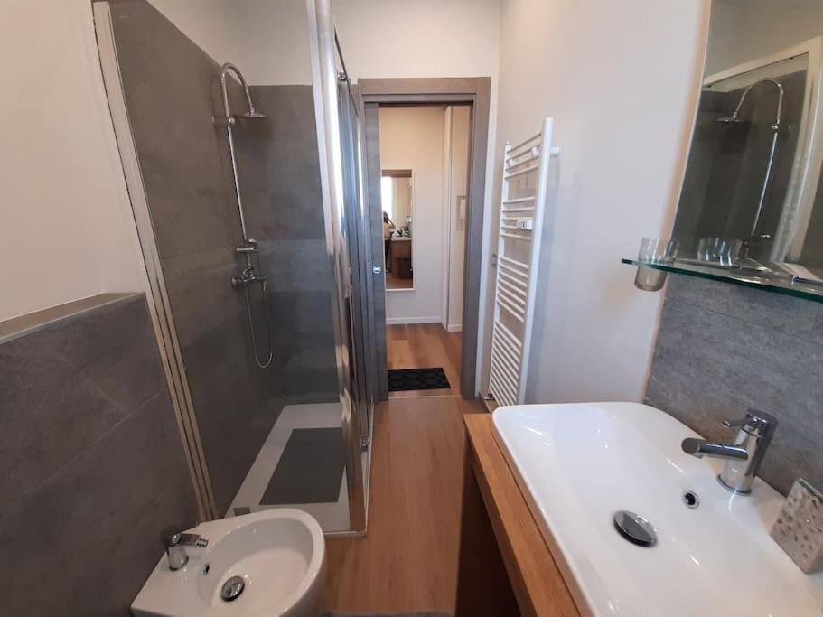 Suitetrails - Casa Alex Ausy, Moderno Monolocale con balcone,self check-in,wifi free