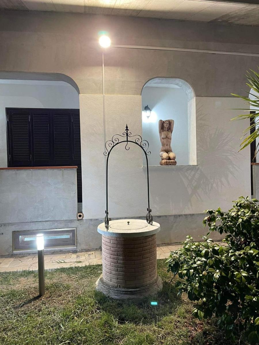 Suitetrails - Villa Lidia & Attico degli artisti , TV SKY , Barbecue , parcheggio privato, giardino ad uso esclusivo