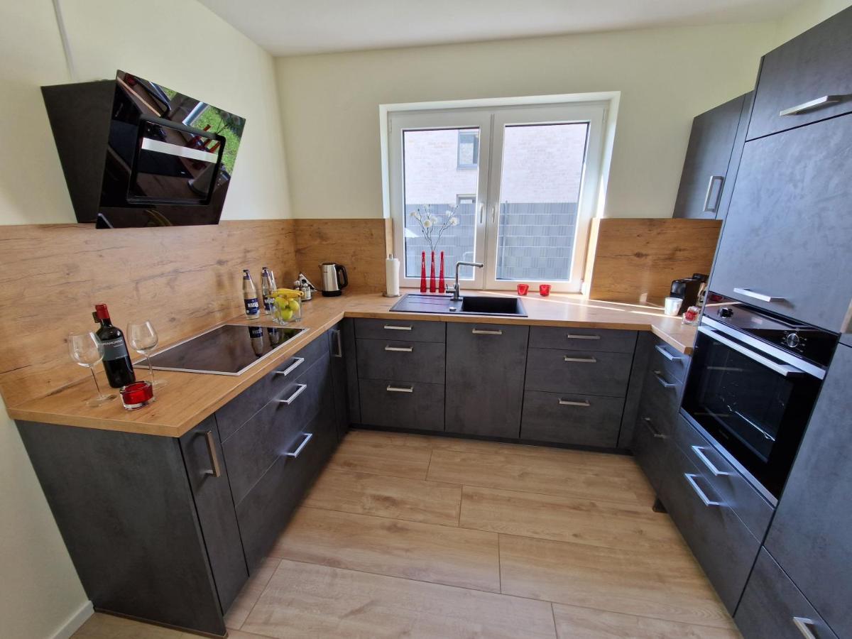 Suitetrails - Apartment nahe Meyer Werft in Ostfriesland mit Küche & Netflix