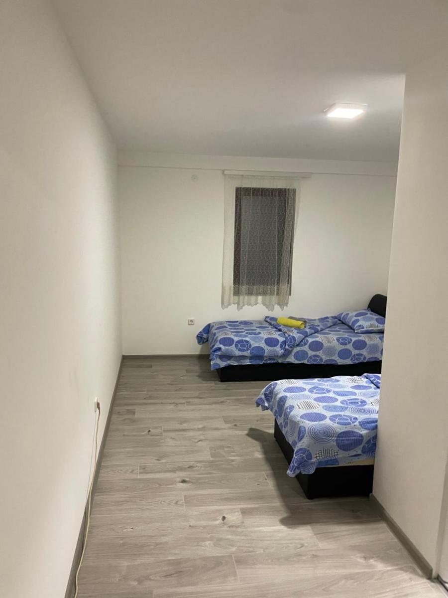 Ljiljak - Housity