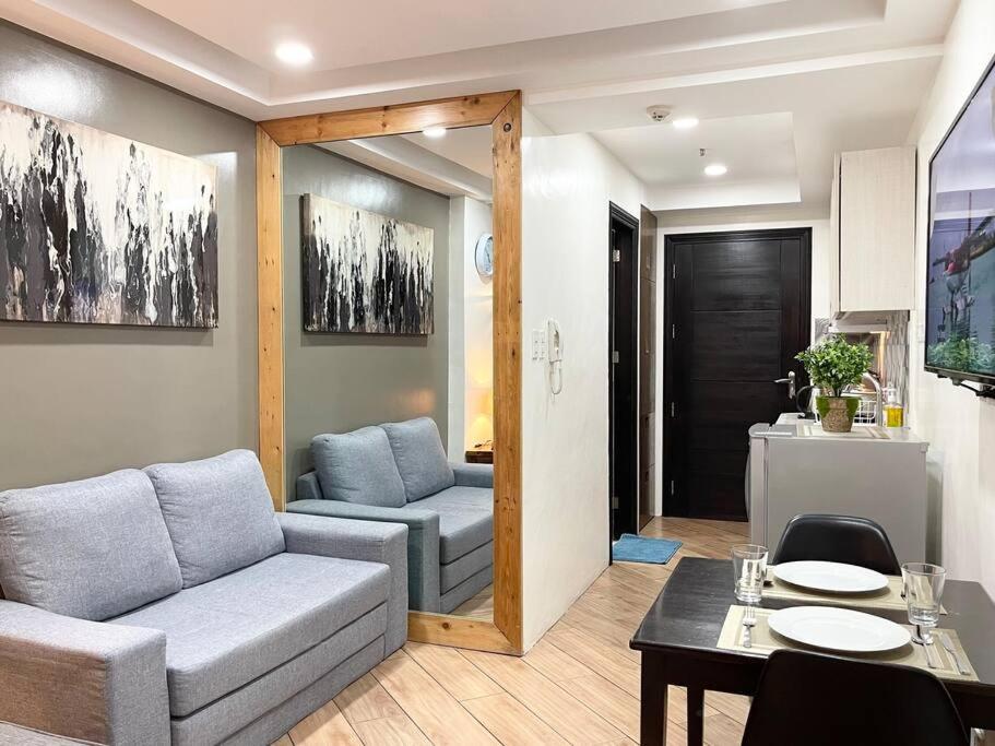 Suitetrails - Studio Unit Walking Distance to SM & Session Rd.