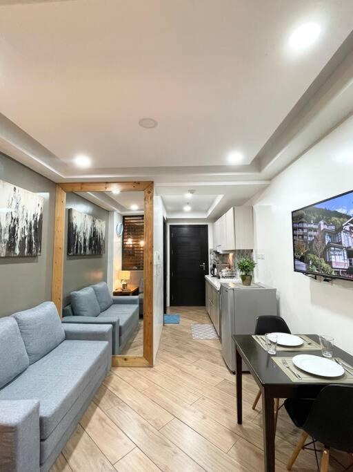 Suitetrails - Studio Unit Walking Distance to SM & Session Rd.