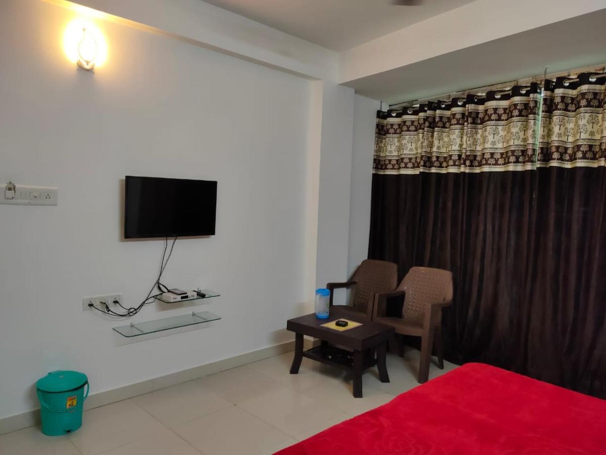 Hotel tulsi inn - Housity