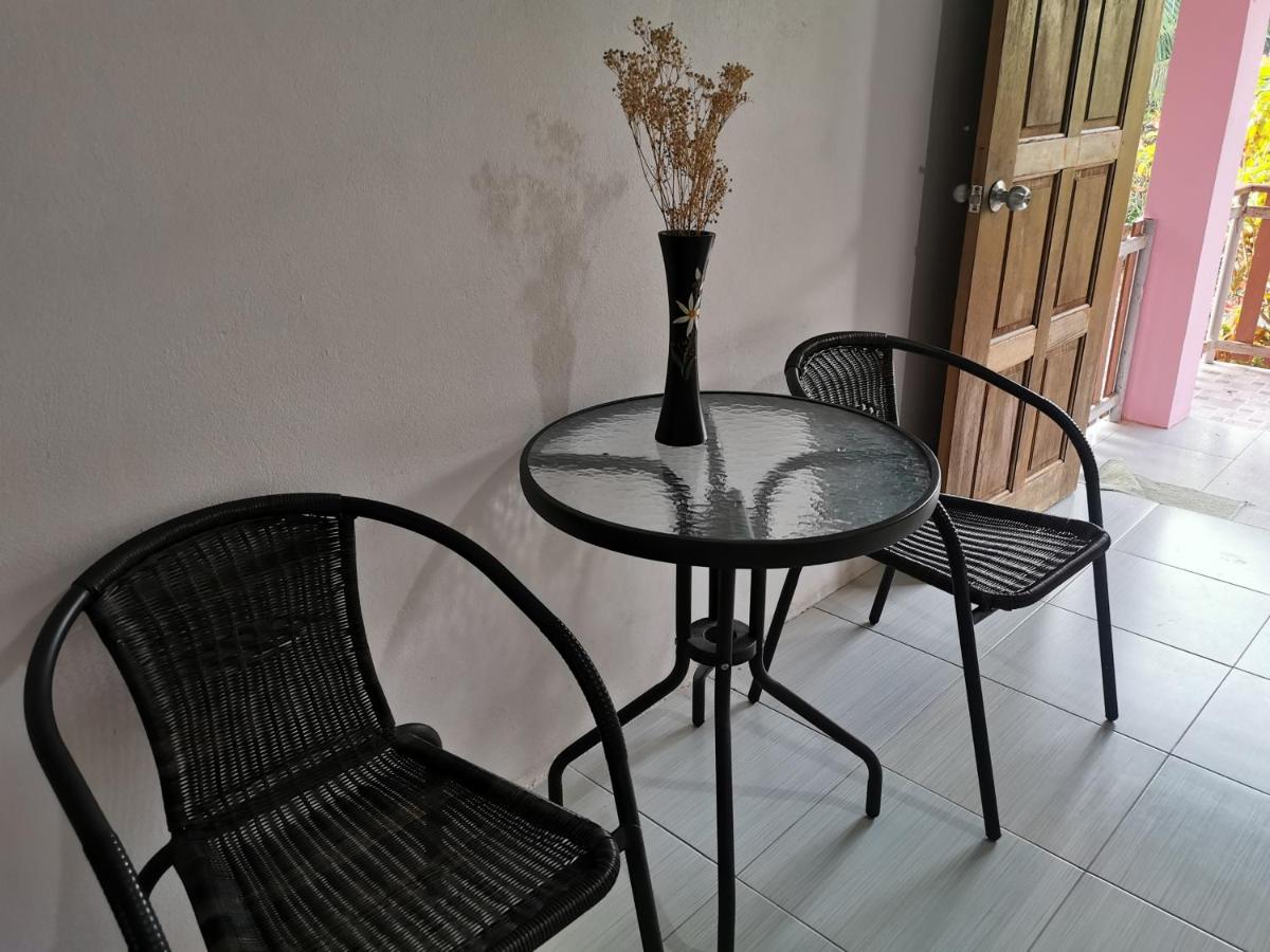Suitetrails - ชมจันทร์รีสอร์ท ไชยา Chomjan resort