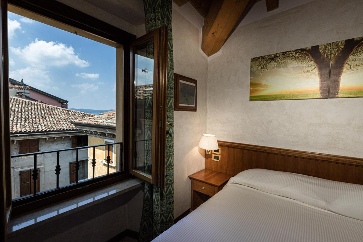Hotel Corte Regina - Housity