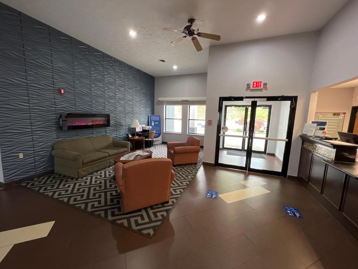 Quality Inn & Suites - Housity
