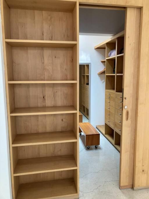 Casa Laura Avellaneda - Housity