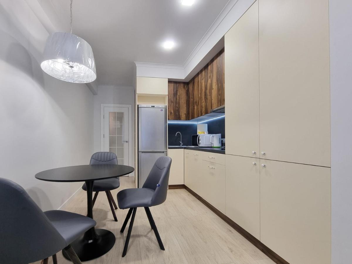 Botanica, 1 bedroom apartment with living - Hizvo