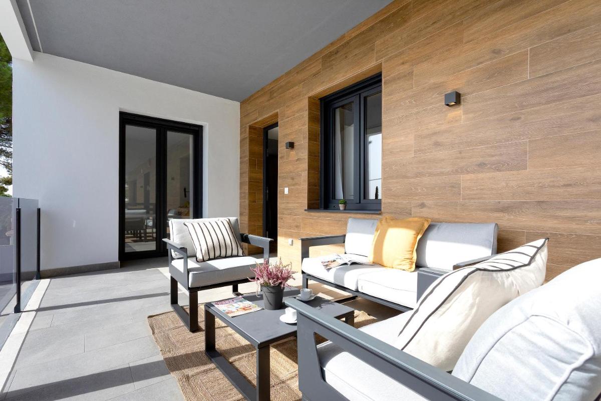 Suitetrails - Genteel Home Arruzafa