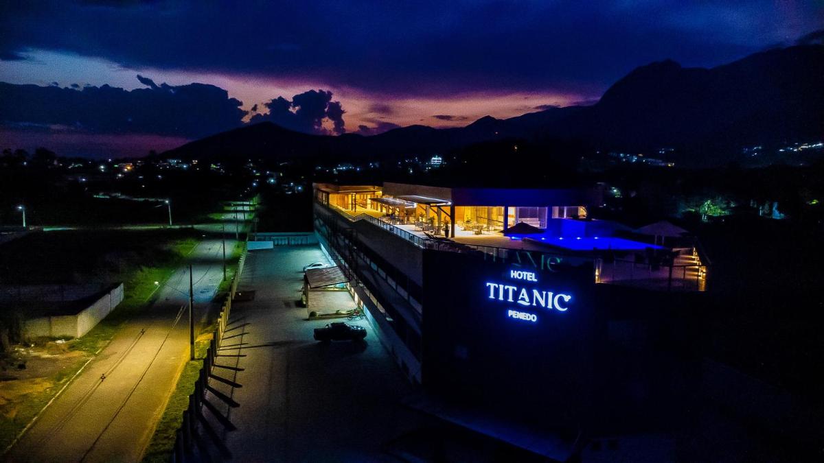 Suitetrails - Hotel Titanic Penedo