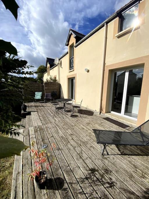 Jolie maison spacieuse avec jardin - Housity