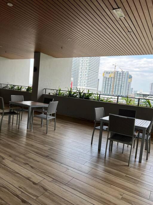 5min to Jonker Walk Town Area by De Avenue Stay - Housity