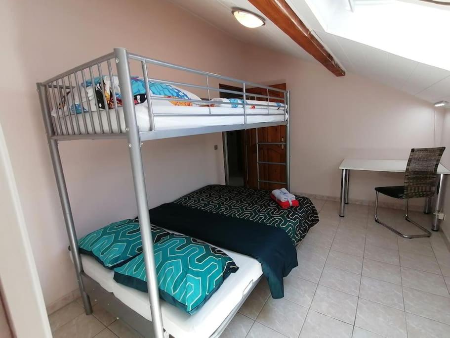 Furnished flat at french border - Housity