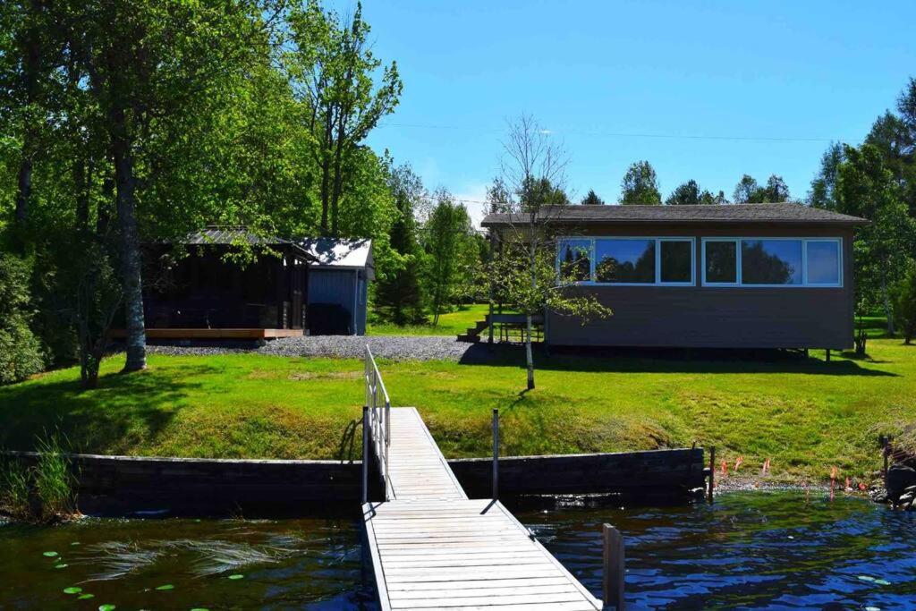Le Chalet des 2 frères sur le Lac Aylmer - Housity