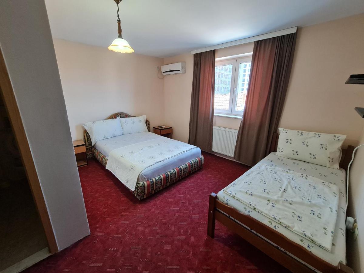Holiday - Housity
