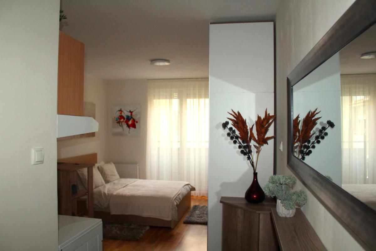 Downtown Apartment - Housity