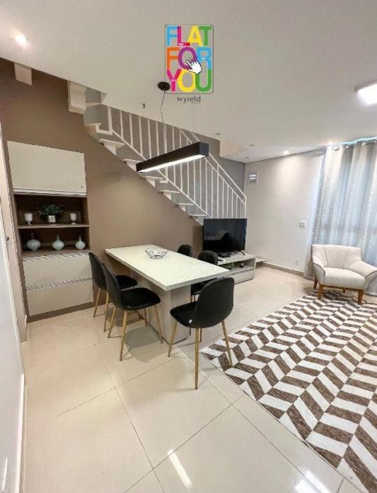 #1806G# DUPLEX MARAVILHOSO SETOR BUENO - Housity