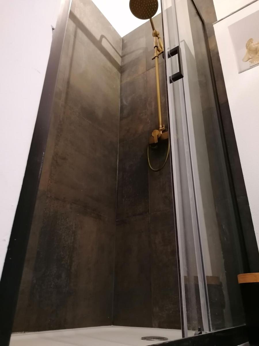 Suitetrails - Style Loft dans une maison au calme
