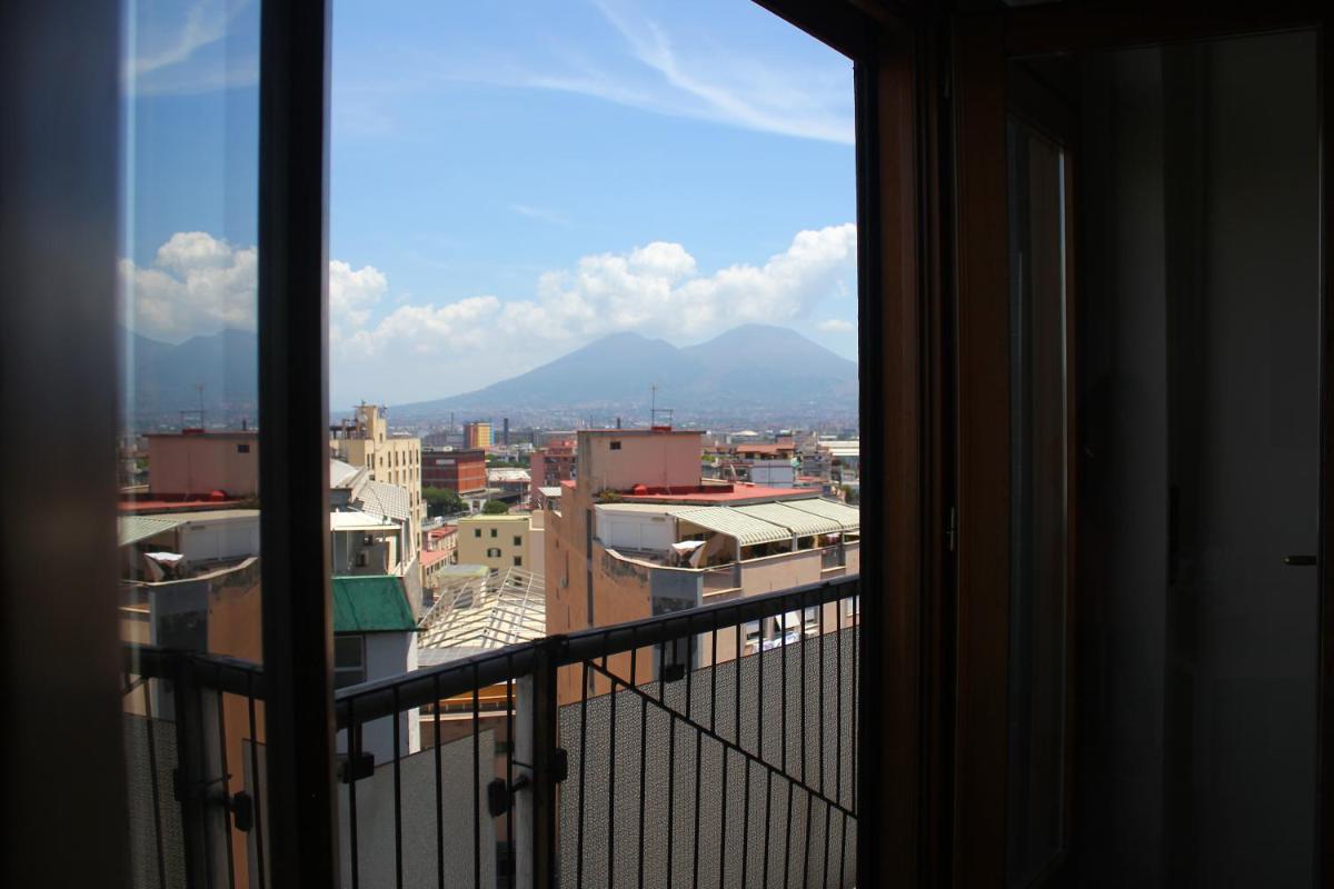Stazione Centrale B&B - Housity