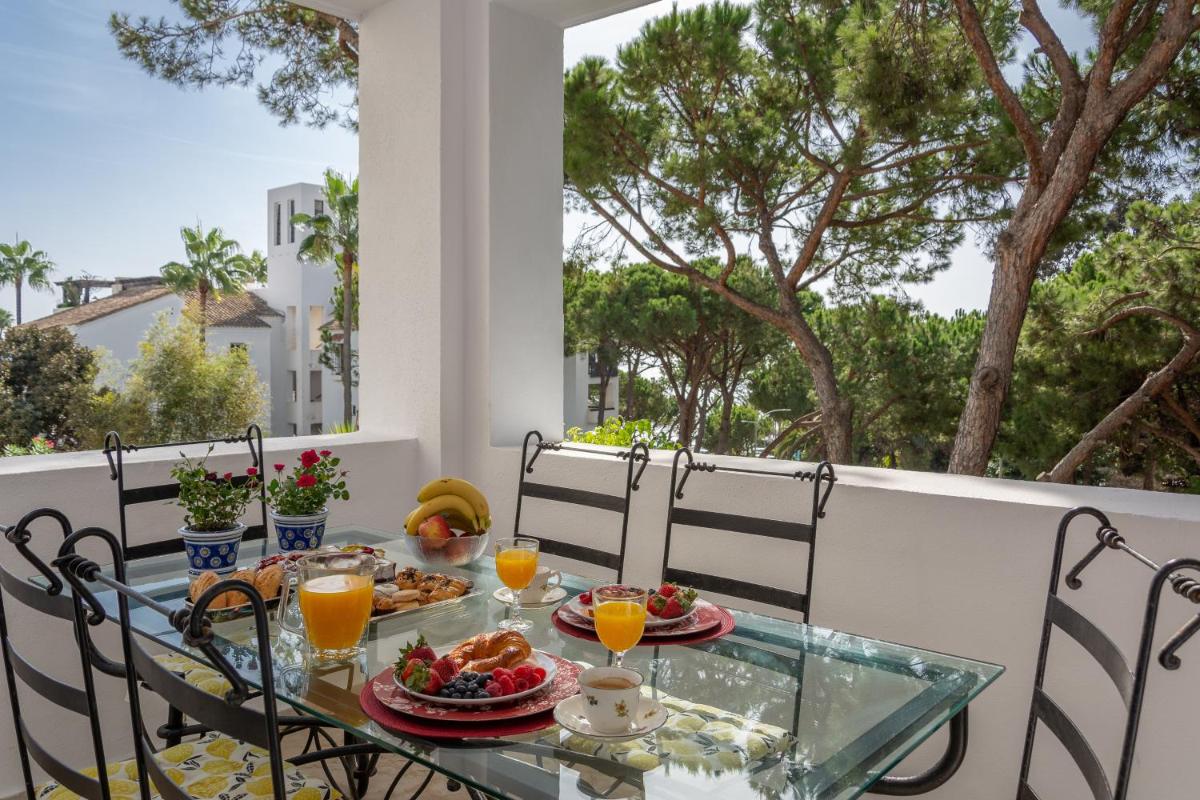 Suitetrails - SF Marbella Luxury Beach Apartment - Jardines de las Golondrinas