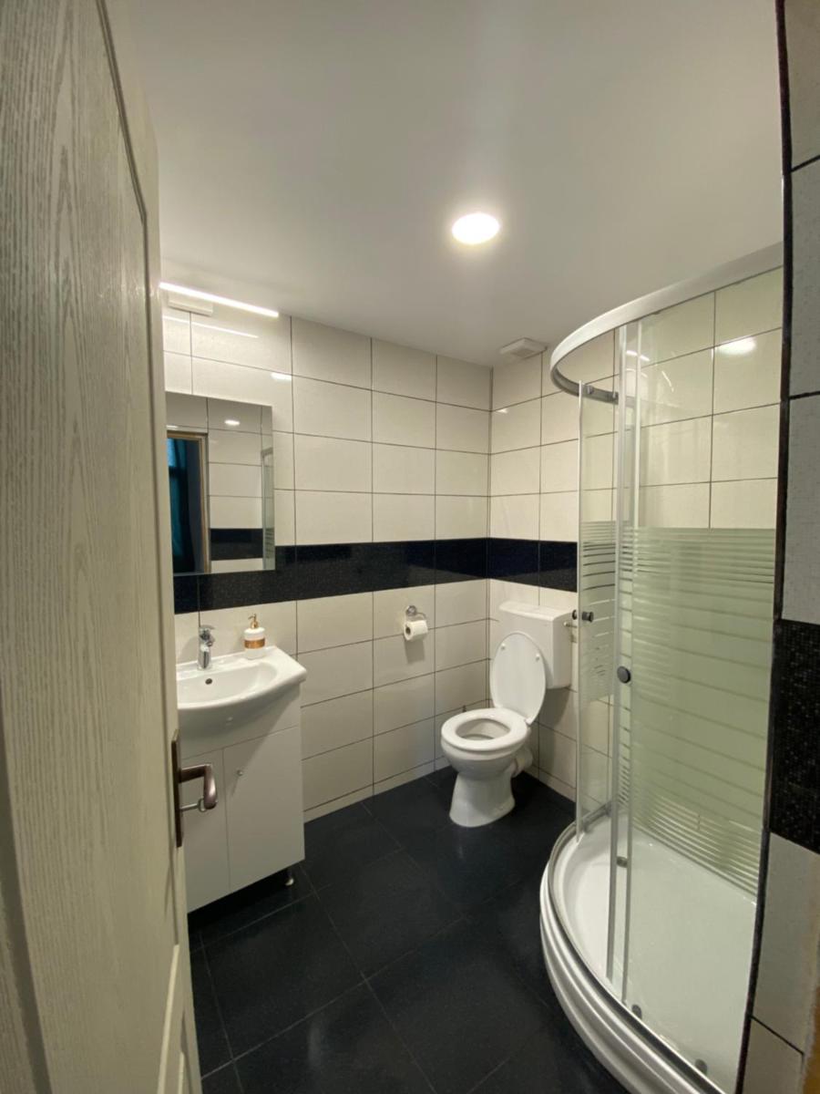 Pensiunea B90 - Housity