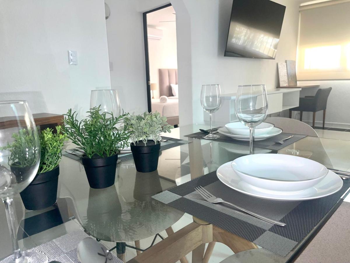 Suitetrails - DECO 2 Downtown 3 bed Apartment renewed