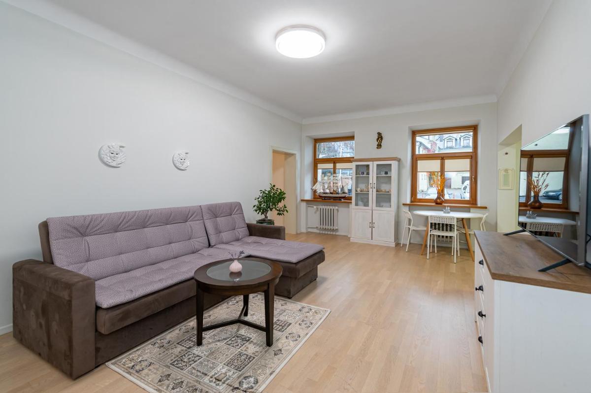 Suitetrails - Archcathedral apartment by Polo Apartments