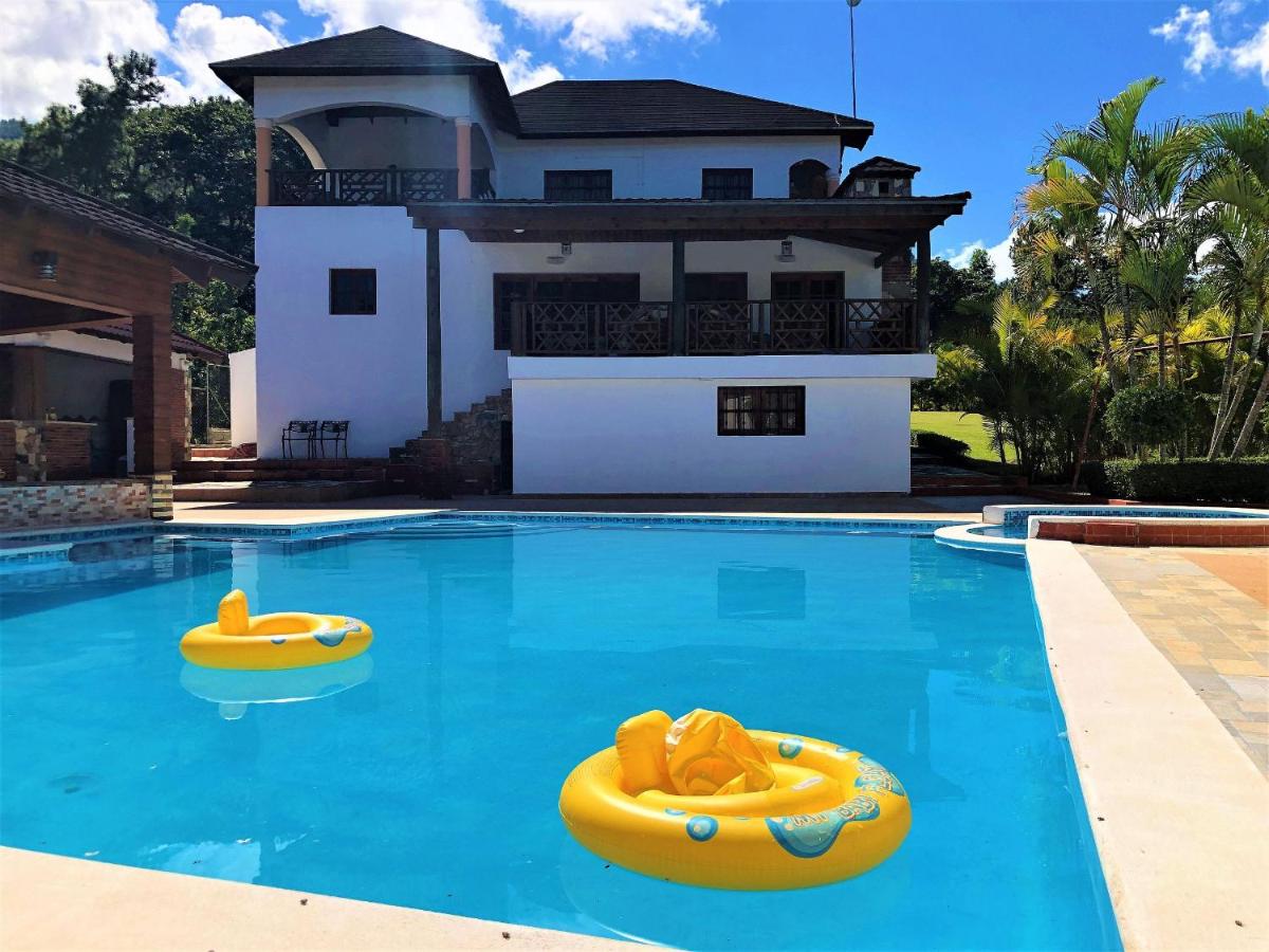 Suitetrails - Villa Amila By Hospedify Hermosa Villa para 20 personas y a 4 minutos del Río de Jarabacoa